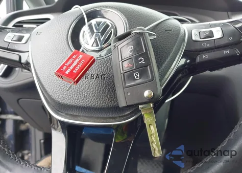 2015 Volkswagen Golf Tdi Se 4-Door z USA, uszkodzony, nr VIN 3VW2A7AU1FM034774